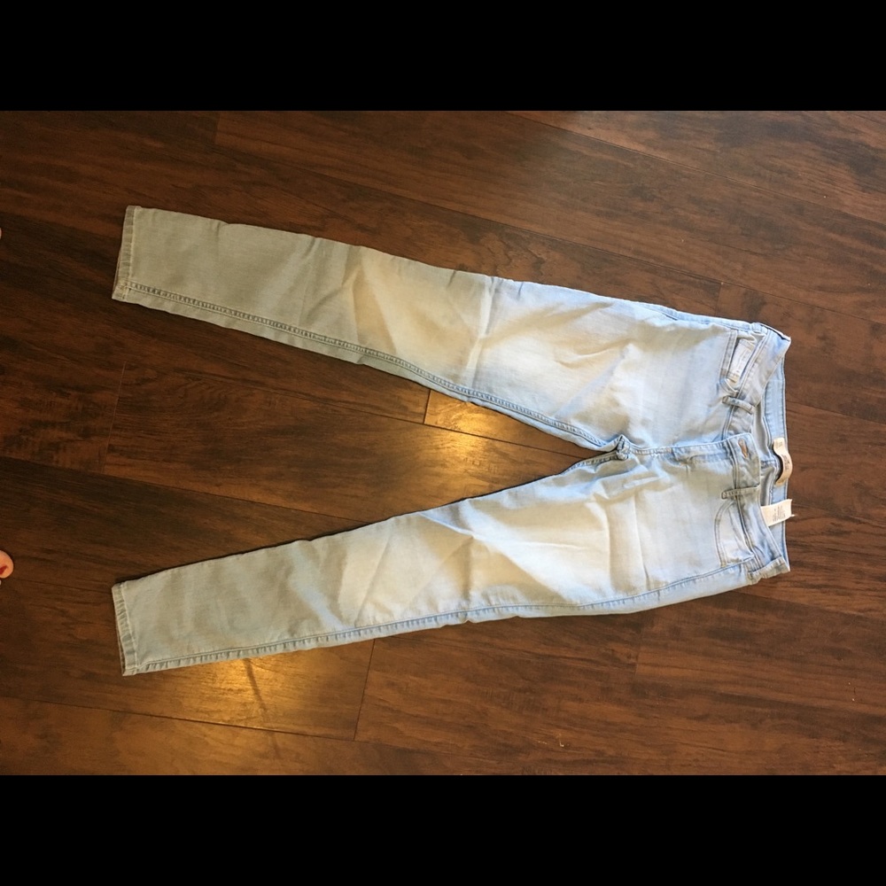Light Wash Hollister Skinny Jeans
